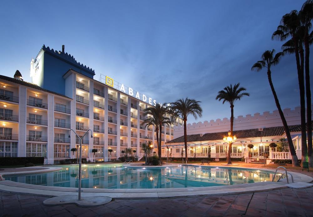 Hotel Abades Benacazón Exteriör bild