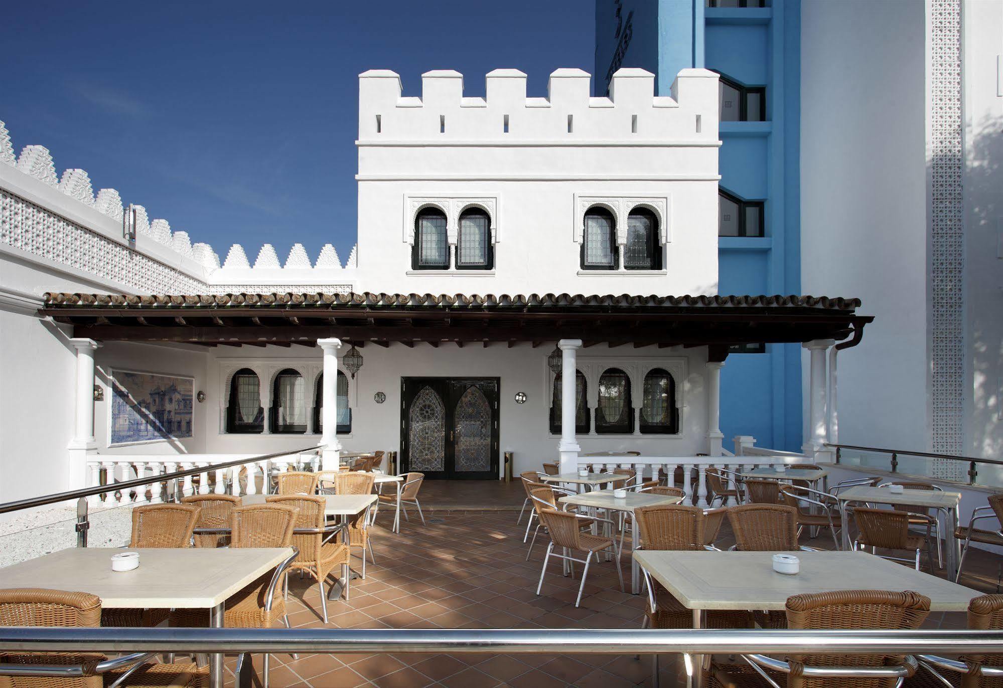 Hotel Abades Benacazón Exteriör bild